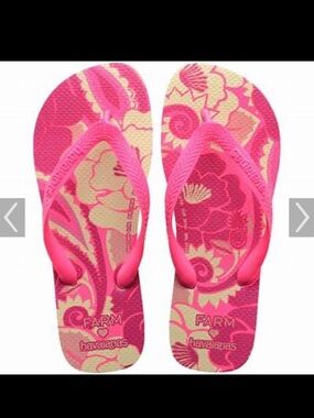 Havaianas Pink and Cream Floral Flip Flops - Farm rio Groove Tropical